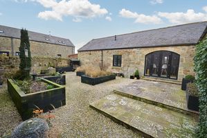 Photo 10- click for photo gallery